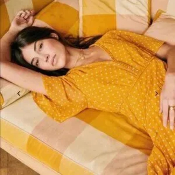 Sezane Florencia Dress in Saffron size 36 - Picture 2 of 5